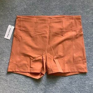 Outdoor Voices NWT Sunstone Zoom 3.5” Shorts XL